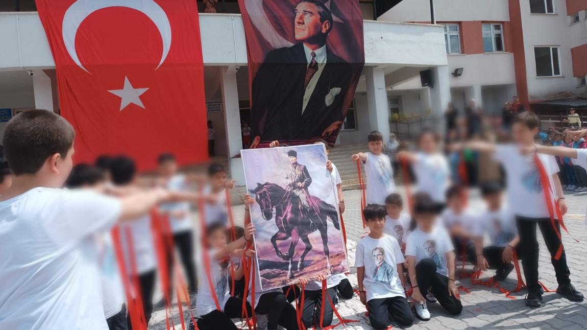 19 Mayıs Atatürk’ü Anma  Gençlik ve Spor Bayramı 